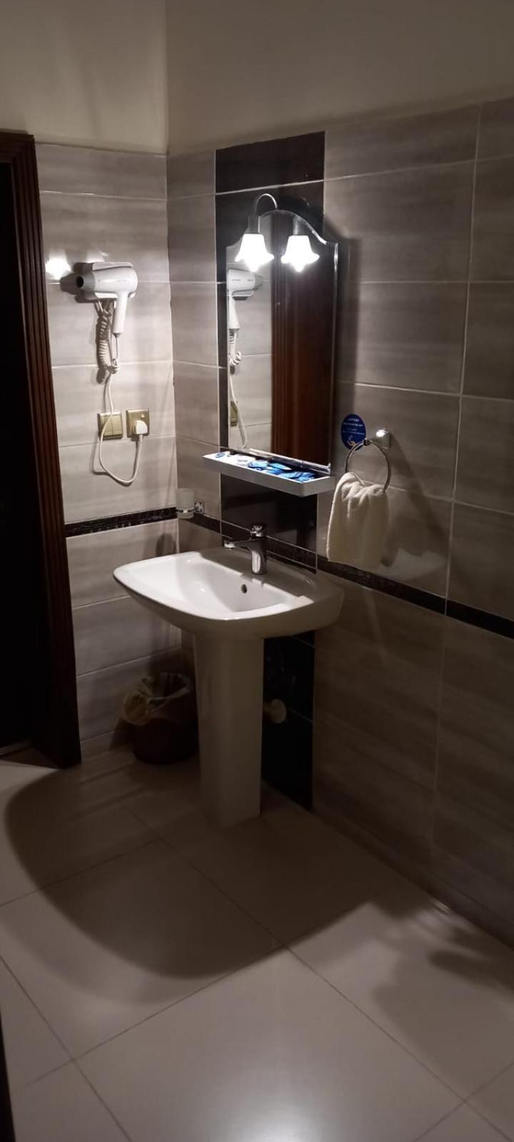 Newhome البيت الجديد Yanbu Eksteriør billede